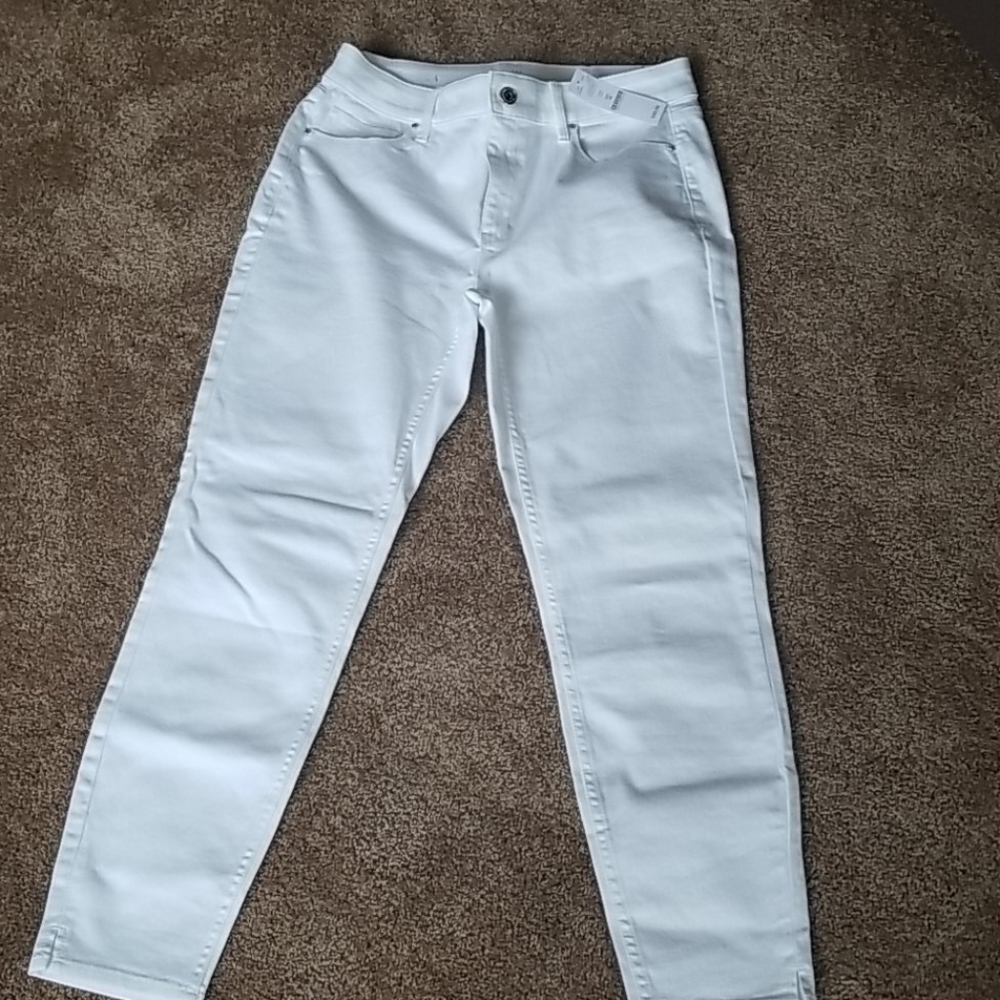 White skinny crop jeans